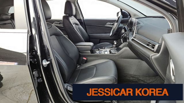 2022 Kia Sportage 5th Gen - Thumbnail 3