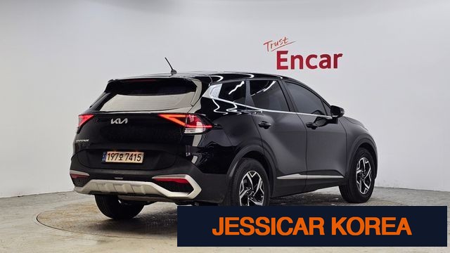2022 Kia Sportage 5th Gen - Thumbnail 10
