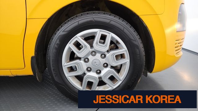 2022 Hyundai Staria - Thumbnail 4