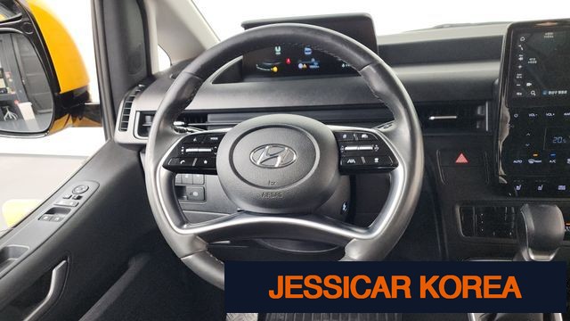 2022 Hyundai Staria - Thumbnail 9