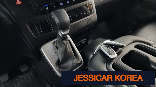 2022 Hyundai Staria - Thumbnail 14