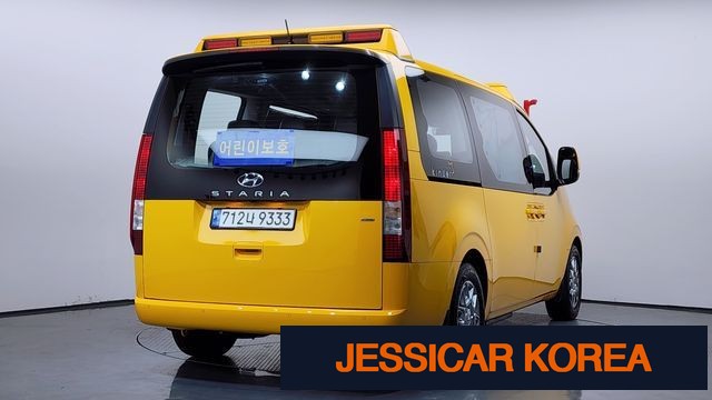 2022 Hyundai Staria - Thumbnail 15