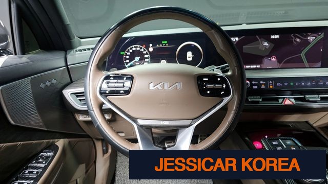 2022 Kia K8 Hybrid - Thumbnail 3