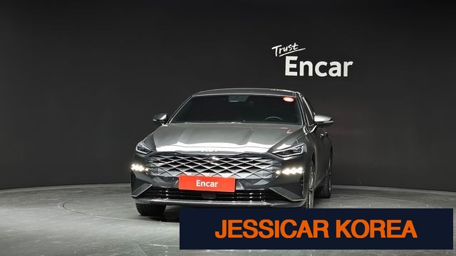 2022 Kia K8 Hybrid - Thumbnail 8