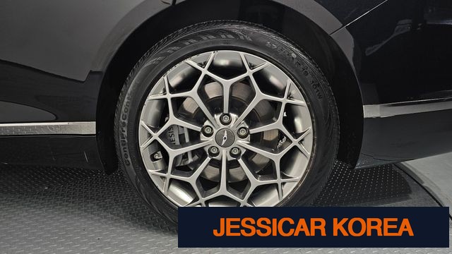 2023 Genesis G80 (RG3) - Thumbnail 3
