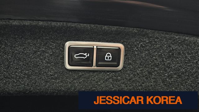 2023 Genesis G80 (RG3) - Thumbnail 8