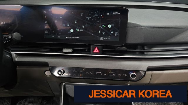 2025 Kia The New Carnival 4th generation - Thumbnail 19