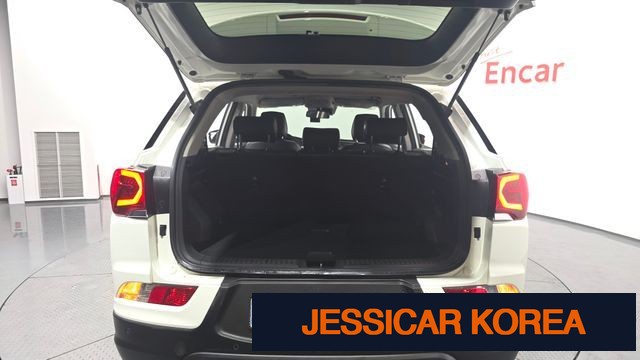 2021 KG Mobility Beautiful Korando - Thumbnail 15
