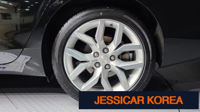 2017 Chevrolet Impala - Thumbnail 14