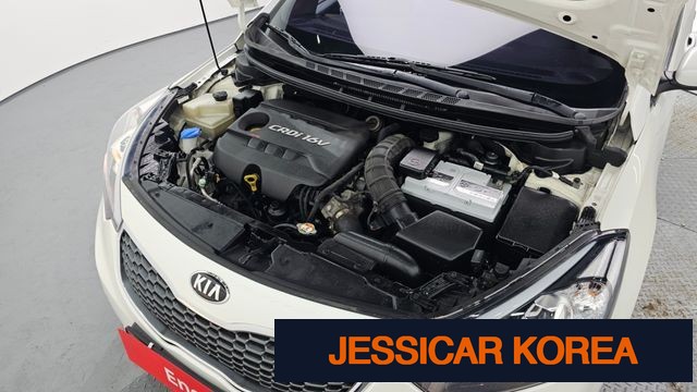 2014 Kia K3 - Thumbnail 4