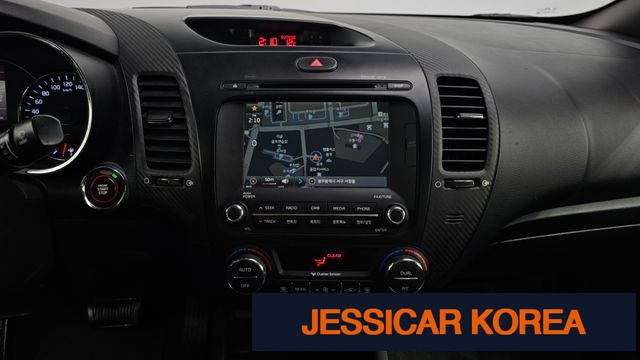 2014 Kia K3 - Thumbnail 5