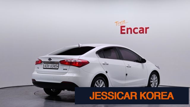 2014 Kia K3 - Thumbnail 11
