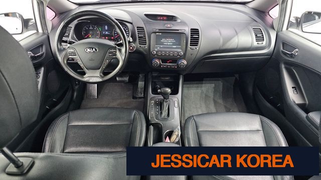 2014 Kia K3 - Thumbnail 18