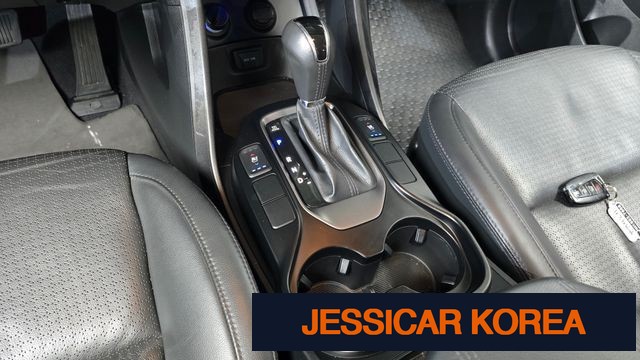 2015 Hyundai Santa Fe DM - Thumbnail 19