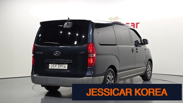 2019 Hyundai The New Grand Starex - Thumbnail 5