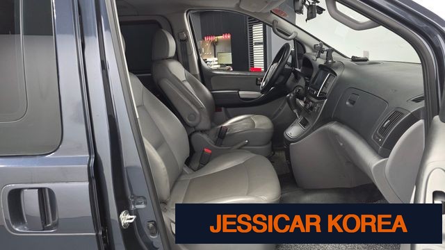 2019 Hyundai The New Grand Starex - Thumbnail 8