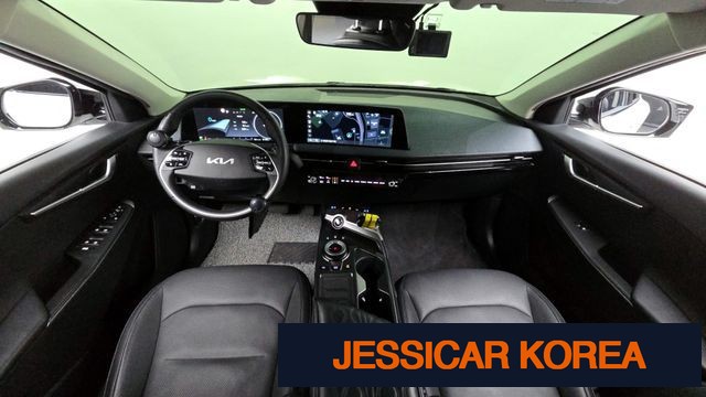 2023 Kia EV6 - Thumbnail 6