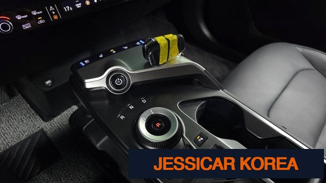 2023 Kia EV6 - Thumbnail 13