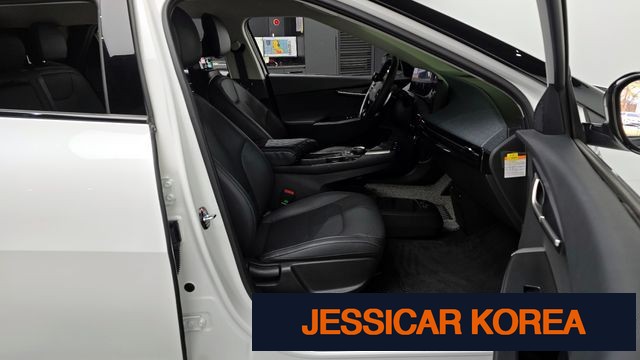 2023 Kia EV6 - Thumbnail 16