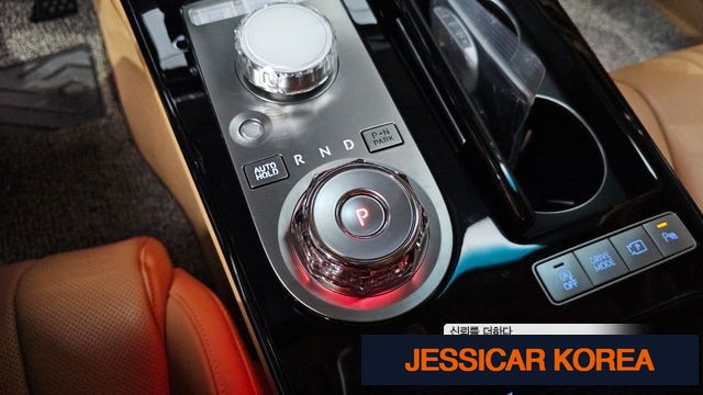 2026 Genesis G80 (RG3) - Thumbnail 8
