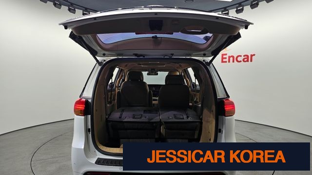 2017 Kia All New Carnival - Thumbnail 9