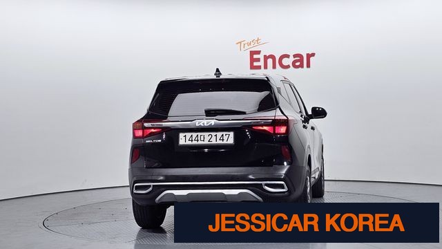 2023 Kia Seltos - Thumbnail 2