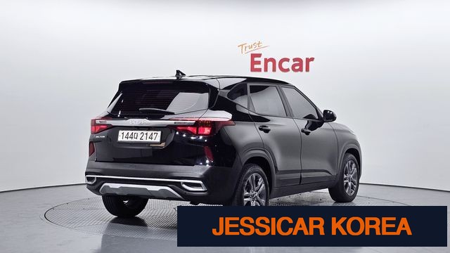 2023 Kia Seltos - Thumbnail 9