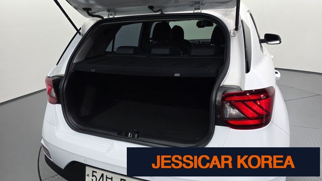 2020 Hyundai Venue - Thumbnail 3