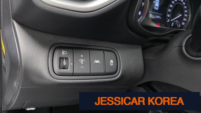 2020 Hyundai Venue - Thumbnail 7