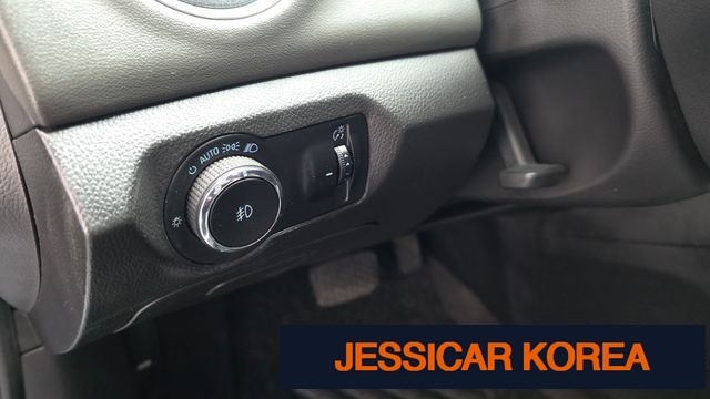 2010 Chevrolet Lacetti Premier - Thumbnail 2