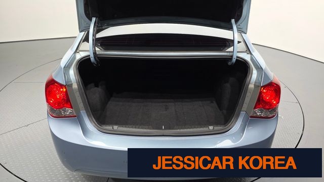 2010 Chevrolet Lacetti Premier - Thumbnail 3