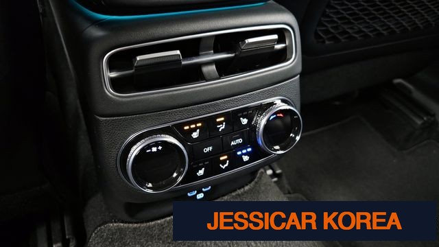 2021 Genesis GV70 - Thumbnail 3