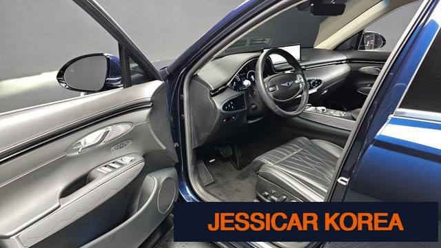 2021 Genesis GV70 - Thumbnail 7