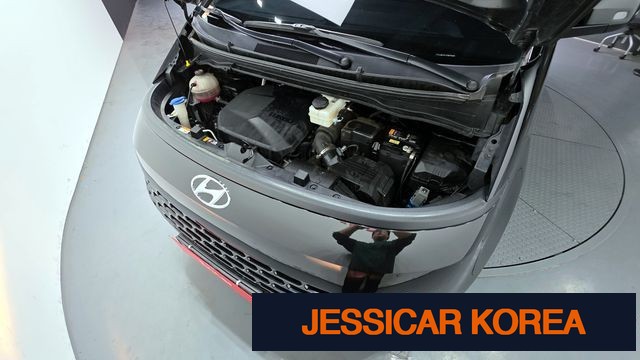 2022 Hyundai Staria - Thumbnail 10