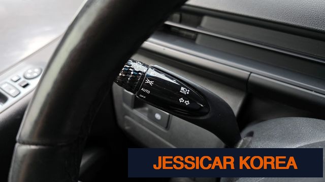 2022 Hyundai Staria - Thumbnail 13