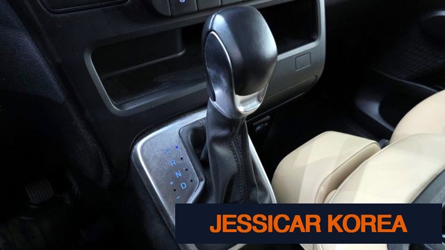 2022 Hyundai Staria - Thumbnail 15