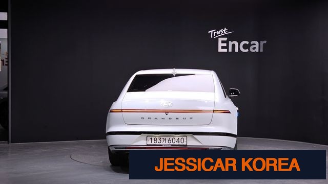 2023 Hyundai Grandeur (GN7) - Thumbnail 17