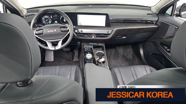 2022 Kia K8 - Thumbnail 6