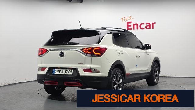 2022 KG Mobility Beautiful Korando - Thumbnail 17
