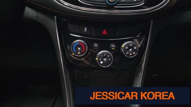 2018 Chevrolet The New Trax - Thumbnail 2