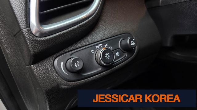 2018 Chevrolet The New Trax - Thumbnail 3
