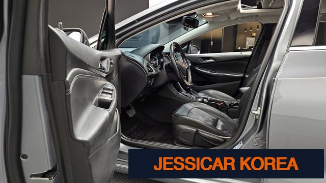 2017 Chevrolet All New Cruise - Thumbnail 3