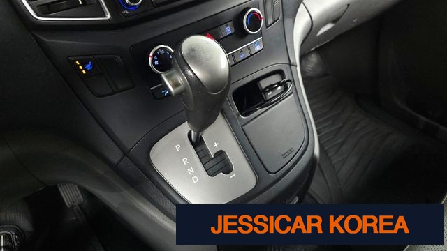 2018 Hyundai Grand Starex - Thumbnail 16