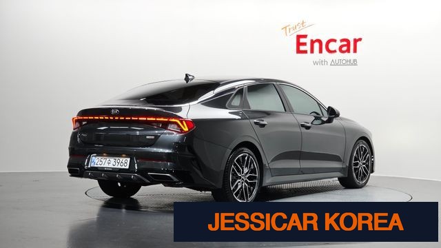 2021 Kia K5 3rd Gen - Thumbnail 3