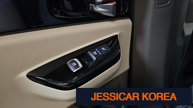 2023 Kia Carnival 4th Gen - Thumbnail 4