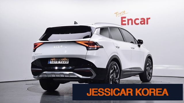 2022 Kia Sportage 5th Gen - Thumbnail 9