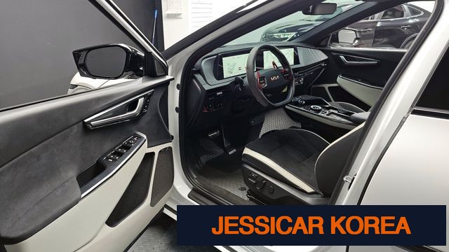 2024 Kia EV6 - Thumbnail 16