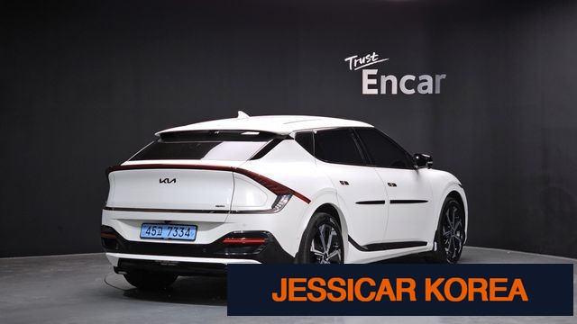 2024 Kia EV6 - Thumbnail 18