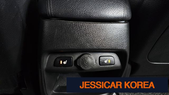 2013 Kia New Sorento R - Thumbnail 4