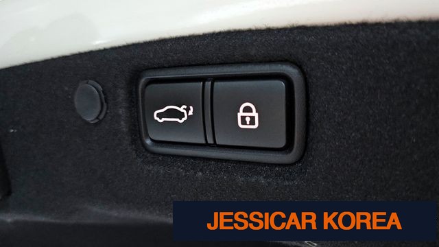 2021 Kia K7 Premier Hybrid - Thumbnail 5